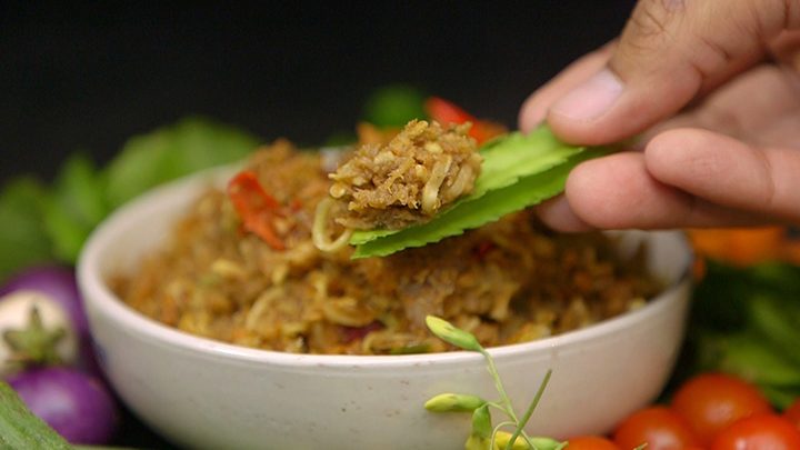 วิธีทำ น้ำพริกปลาสลิด รับรองว่าต้องถูกปากใครหลายๆ คน! - มติชนสุดสัปดาห์ วิธีทำ น้ำพริกปลาสลิด รับรองว่าต้องถูกปากใครหลายๆ คน! - มติชนสุดสัปดาห์