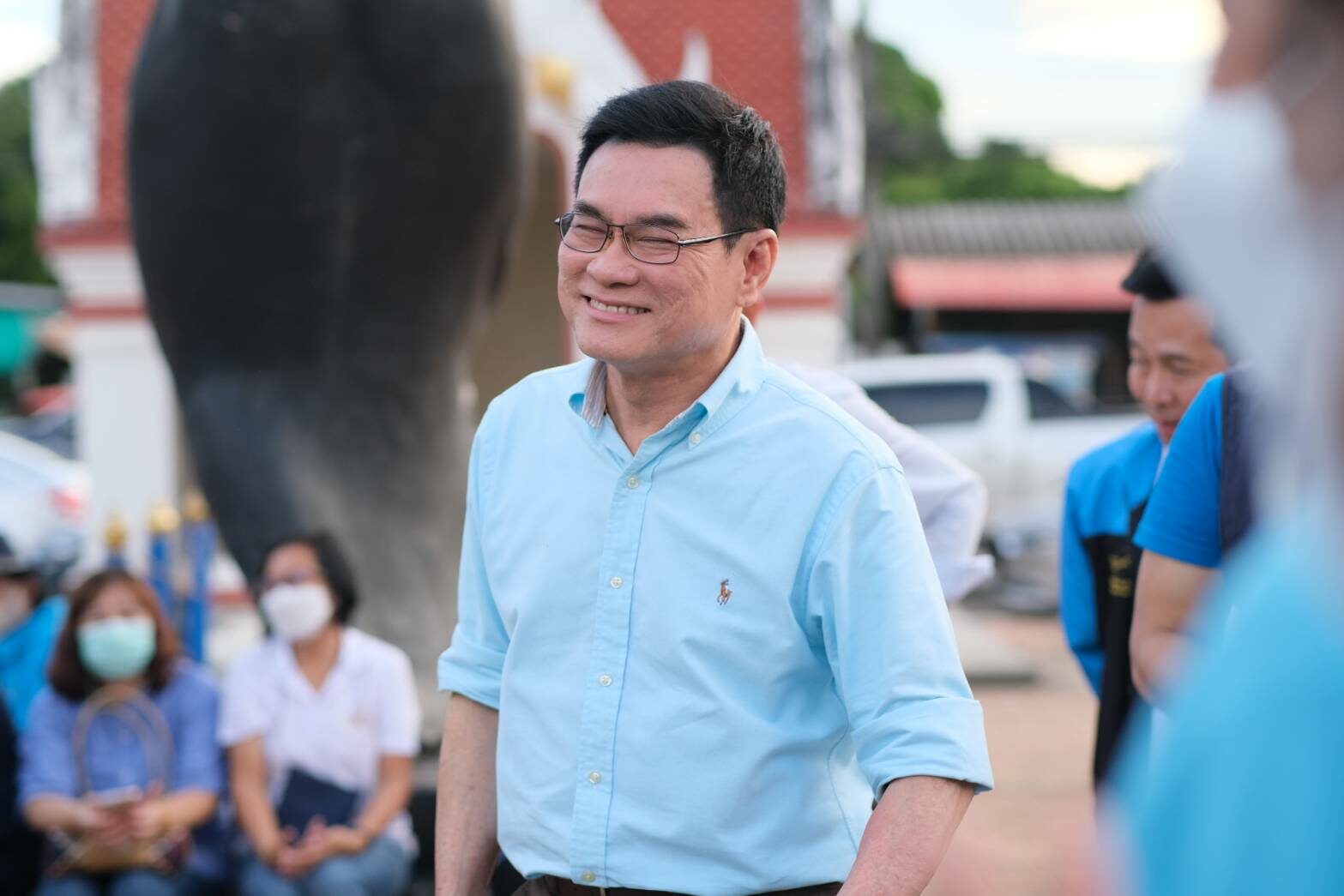 จุรินทร์” “ชวน” ผนึกทีมอภิปรายนโยบายรัฐบาลไม่ตรงปกชู “ประชาธิปัตย์”  ต้องทำหน้าที่ตรวจสอบตั้งแต่หาเสียง ถึงพฤติกรรมการบริหารบ้านเมือง -  มติชนสุดสัปดาห์